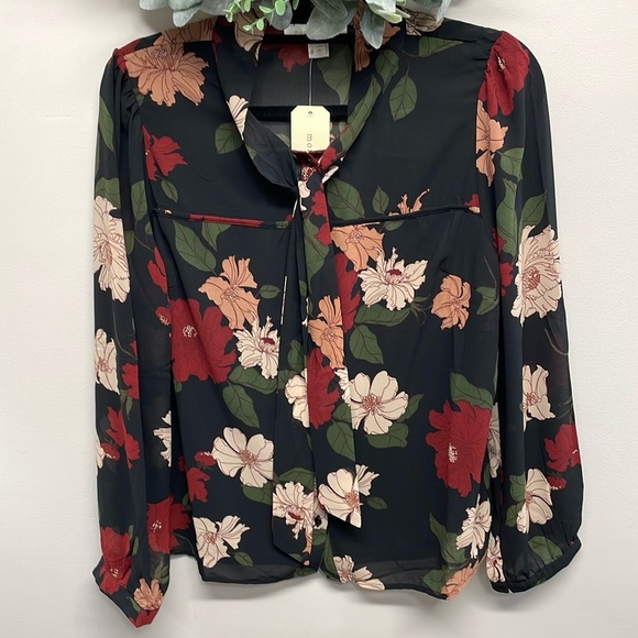 NWT Monteau Los Angeles Black Floral Long Sleeve Blouse XL - Picture 1 of 16